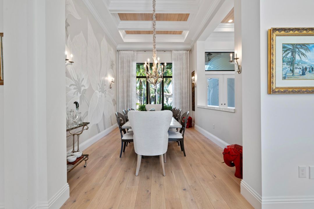 Active With Contract: $3,195,000 (4 beds, 5 baths, 4783 Square Feet)