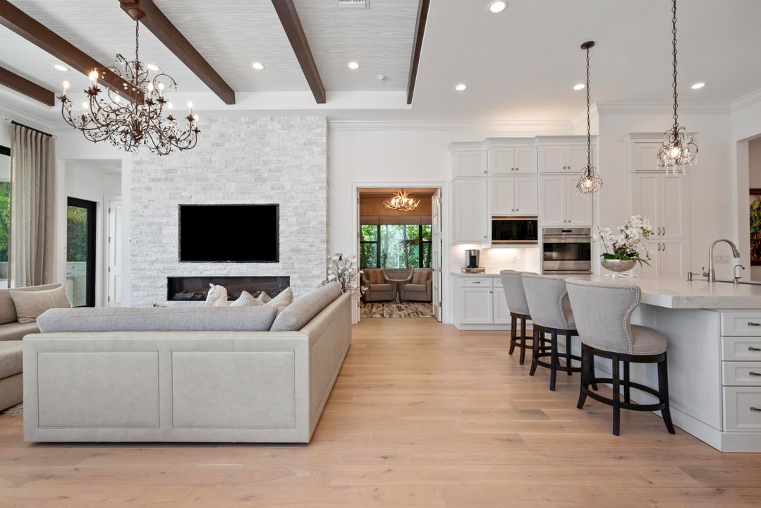 Active With Contract: $3,195,000 (4 beds, 5 baths, 4783 Square Feet)