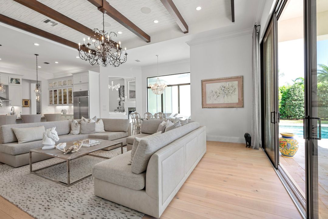 Active With Contract: $3,195,000 (4 beds, 5 baths, 4783 Square Feet)