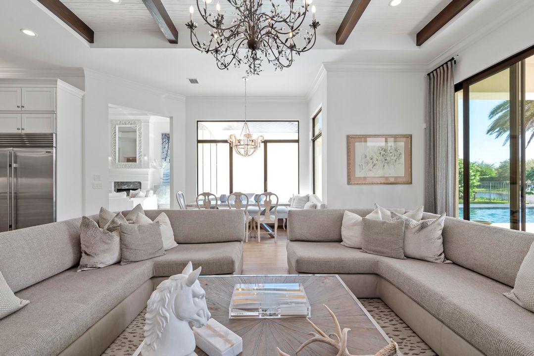 Active With Contract: $3,195,000 (4 beds, 5 baths, 4783 Square Feet)