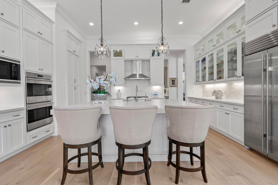 Active With Contract: $3,195,000 (4 beds, 5 baths, 4783 Square Feet)