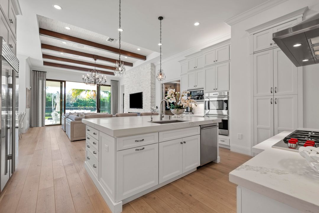 Active With Contract: $3,195,000 (4 beds, 5 baths, 4783 Square Feet)