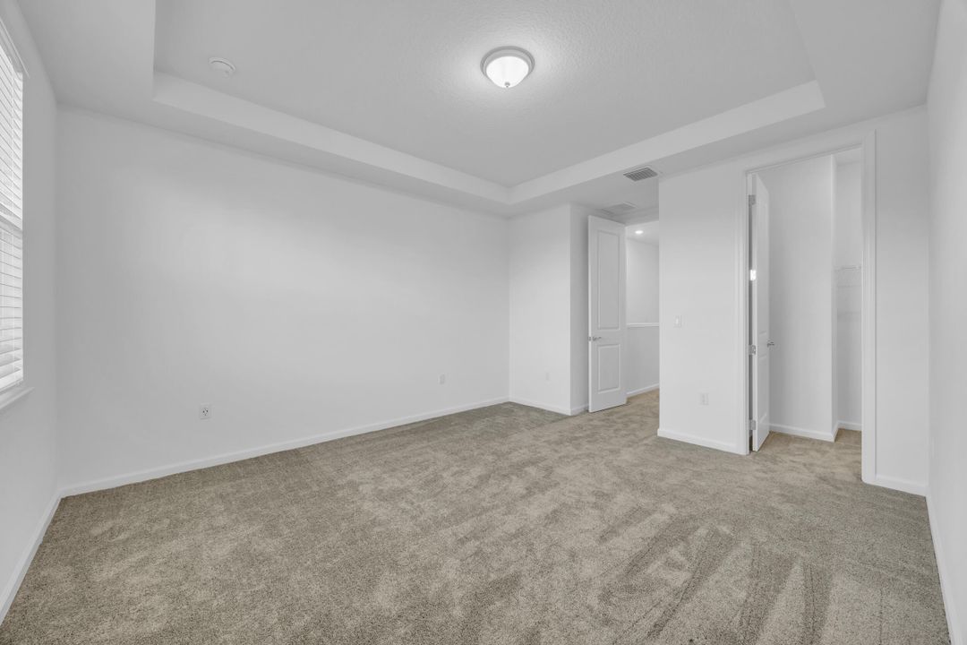 En Renta: $2,850 (3 camas, 2 baños, 1550 Pies cuadrados)