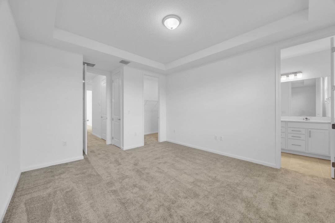 En Renta: $2,850 (3 camas, 2 baños, 1550 Pies cuadrados)