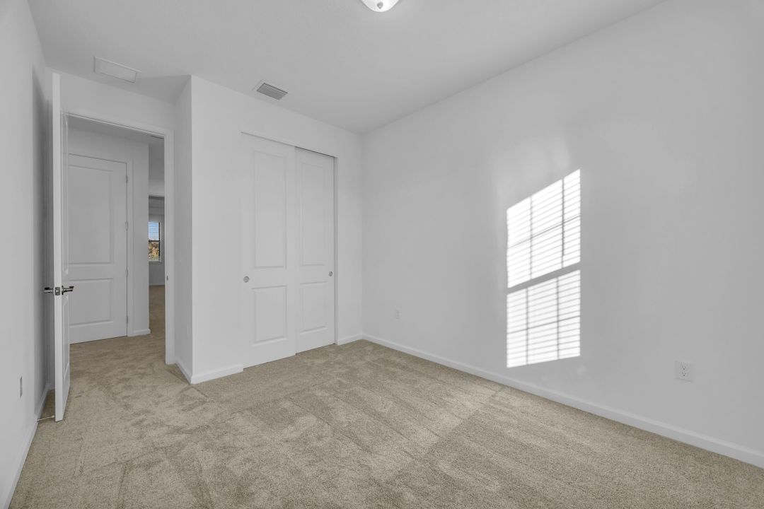 En Renta: $2,850 (3 camas, 2 baños, 1550 Pies cuadrados)