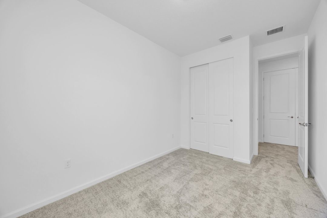 En Renta: $2,850 (3 camas, 2 baños, 1550 Pies cuadrados)