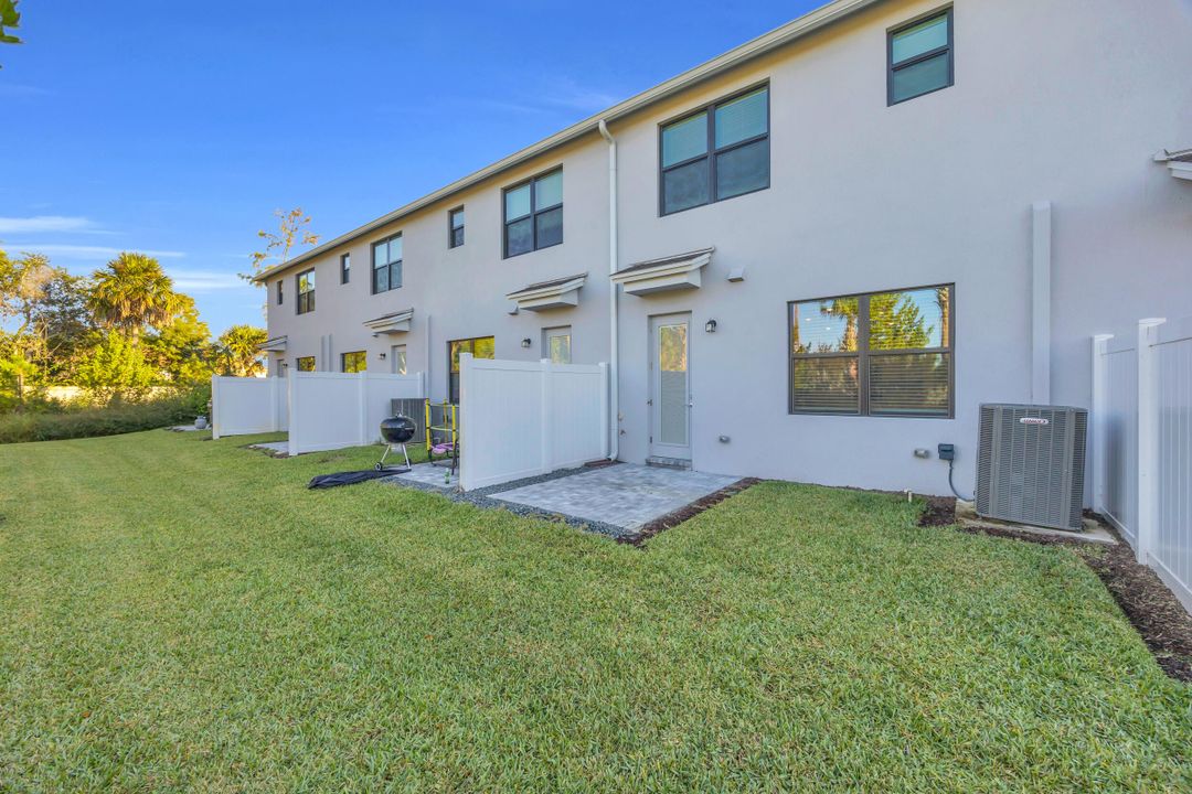 En Renta: $2,850 (3 camas, 2 baños, 1550 Pies cuadrados)