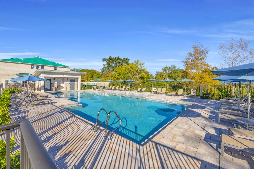 En Renta: $2,850 (3 camas, 2 baños, 1550 Pies cuadrados)