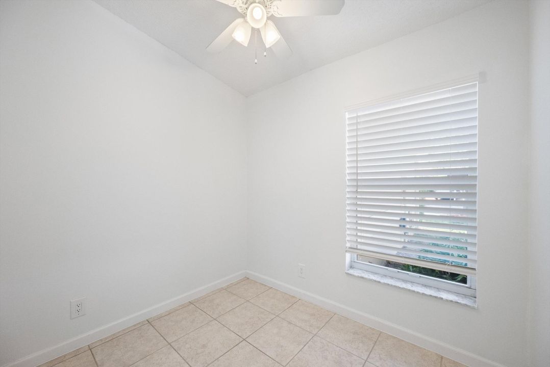 For Sale: $369,000 (2 beds, 2 baths, 1576 Square Feet)