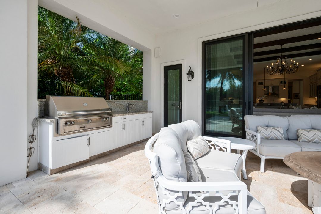 Active With Contract: $3,195,000 (4 beds, 5 baths, 4783 Square Feet)