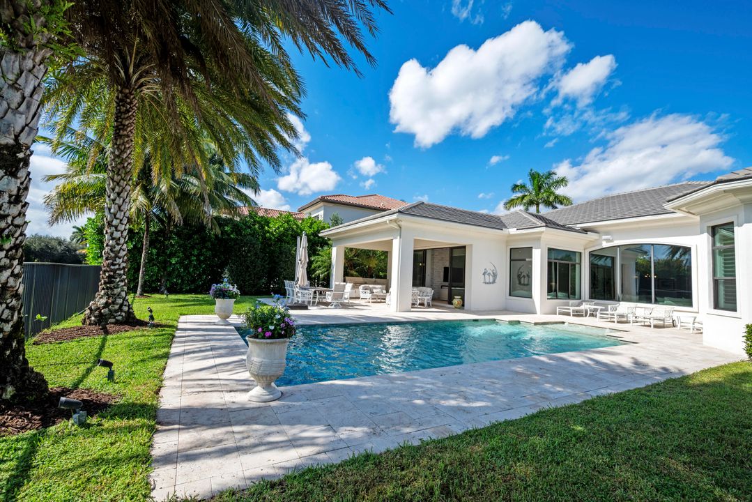 Active With Contract: $3,195,000 (4 beds, 5 baths, 4783 Square Feet)