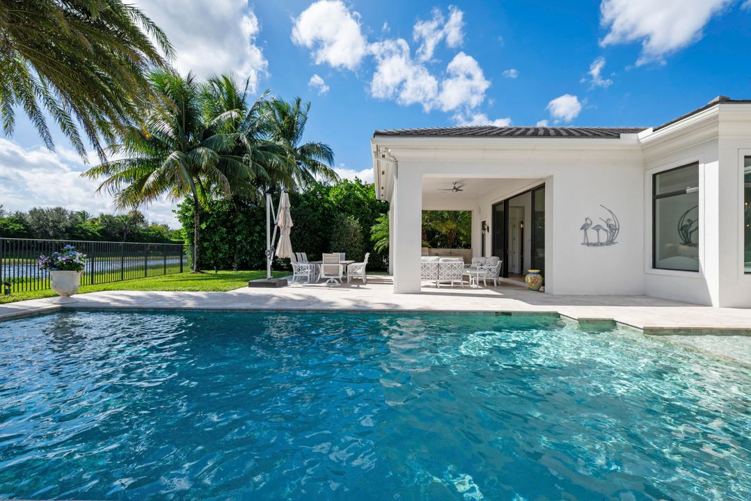 Active With Contract: $3,195,000 (4 beds, 5 baths, 4783 Square Feet)