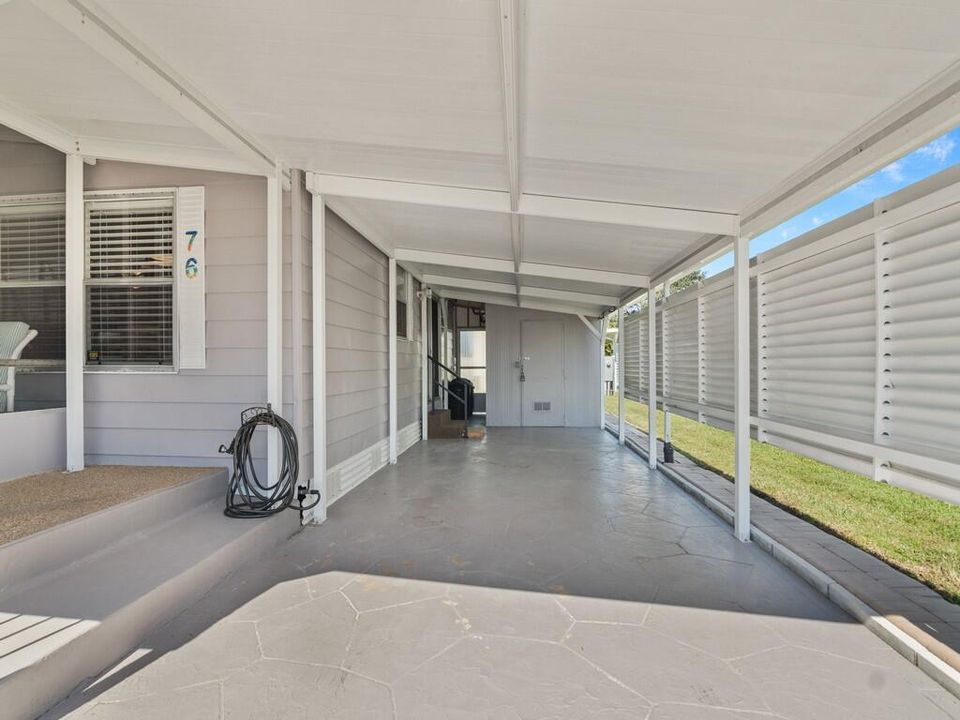 For Sale: $199,000 (2 beds, 2 baths, 1152 Square Feet)