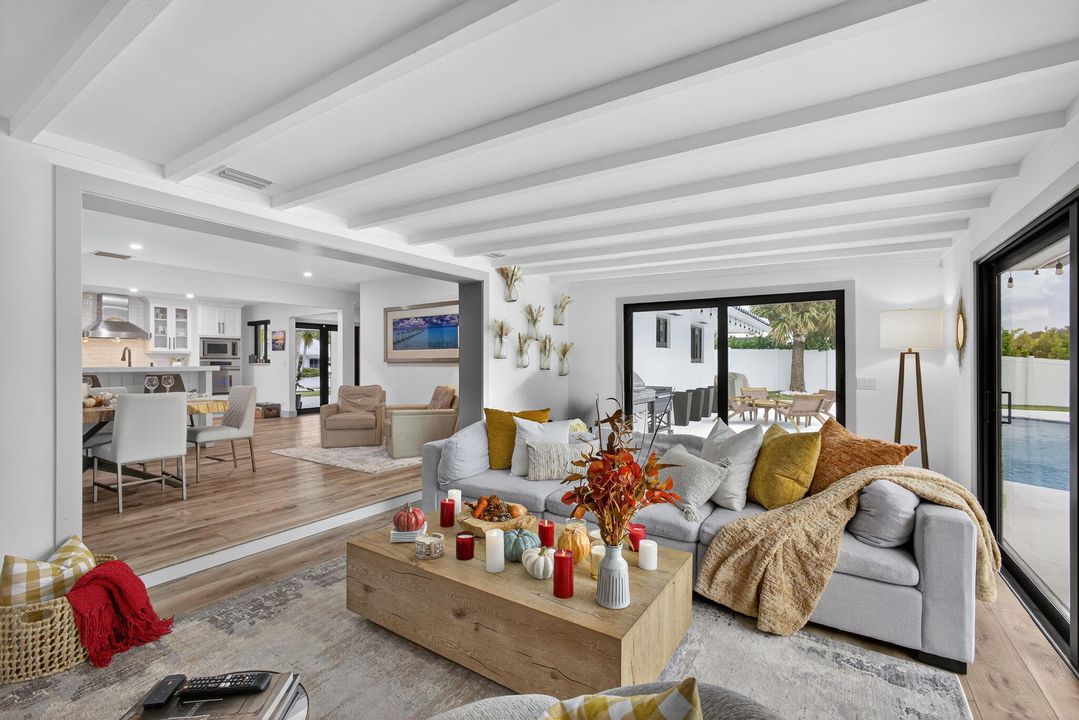 В аренду: $13,500 (3 спален, 2 ванн, 2234 Квадратных фут)