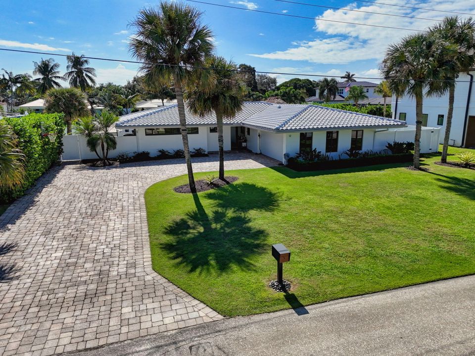 В аренду: $13,500 (3 спален, 2 ванн, 2234 Квадратных фут)