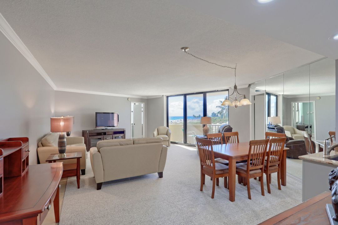 En Venta: $595,000 (2 camas, 2 baños, 1219 Pies cuadrados)