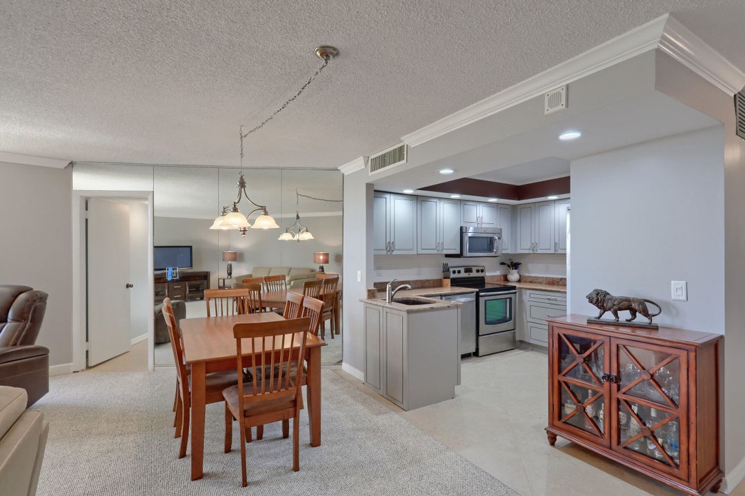 En Venta: $595,000 (2 camas, 2 baños, 1219 Pies cuadrados)