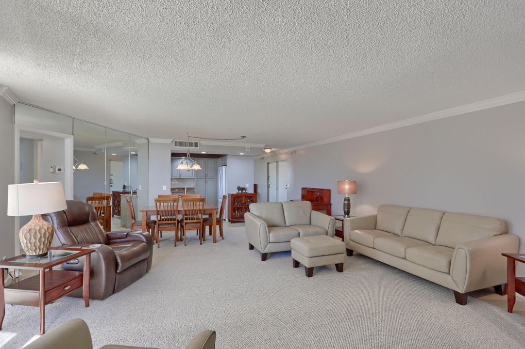 En Venta: $595,000 (2 camas, 2 baños, 1219 Pies cuadrados)