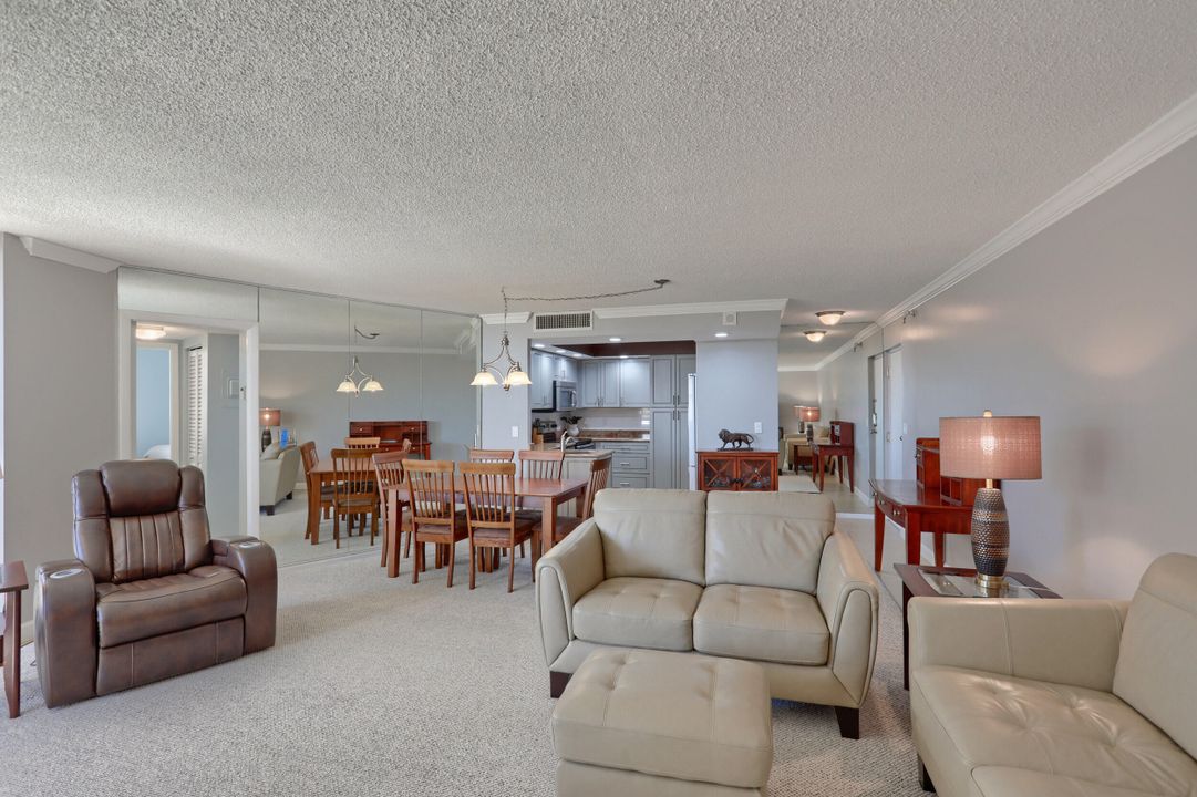 En Venta: $595,000 (2 camas, 2 baños, 1219 Pies cuadrados)