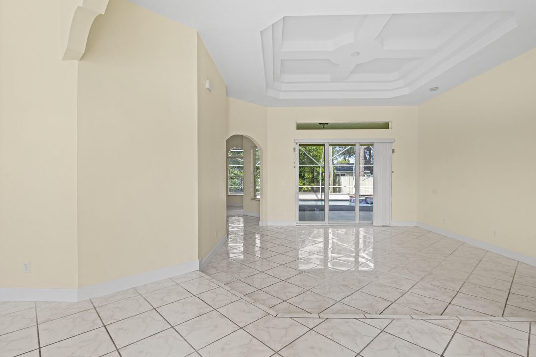 For Sale: $629,000 (4 beds, 3 baths, 2714 Square Feet)