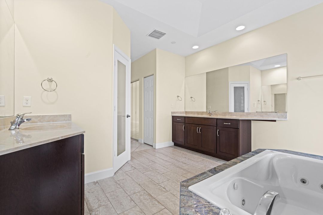 For Sale: $629,000 (4 beds, 3 baths, 2714 Square Feet)