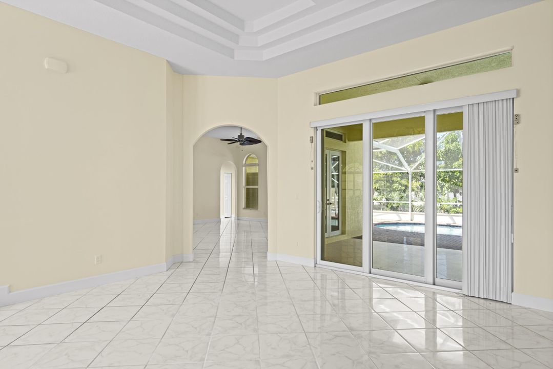 For Sale: $629,000 (4 beds, 3 baths, 2714 Square Feet)