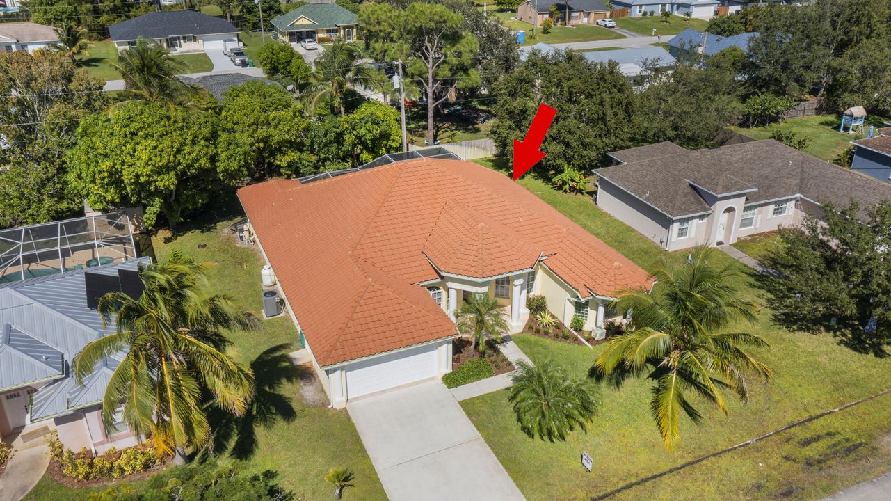 For Sale: $629,000 (4 beds, 3 baths, 2714 Square Feet)