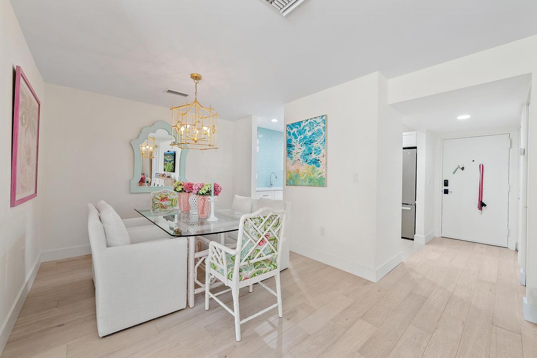 En Venta: $599,000 (2 camas, 2 baños, 1176 Pies cuadrados)