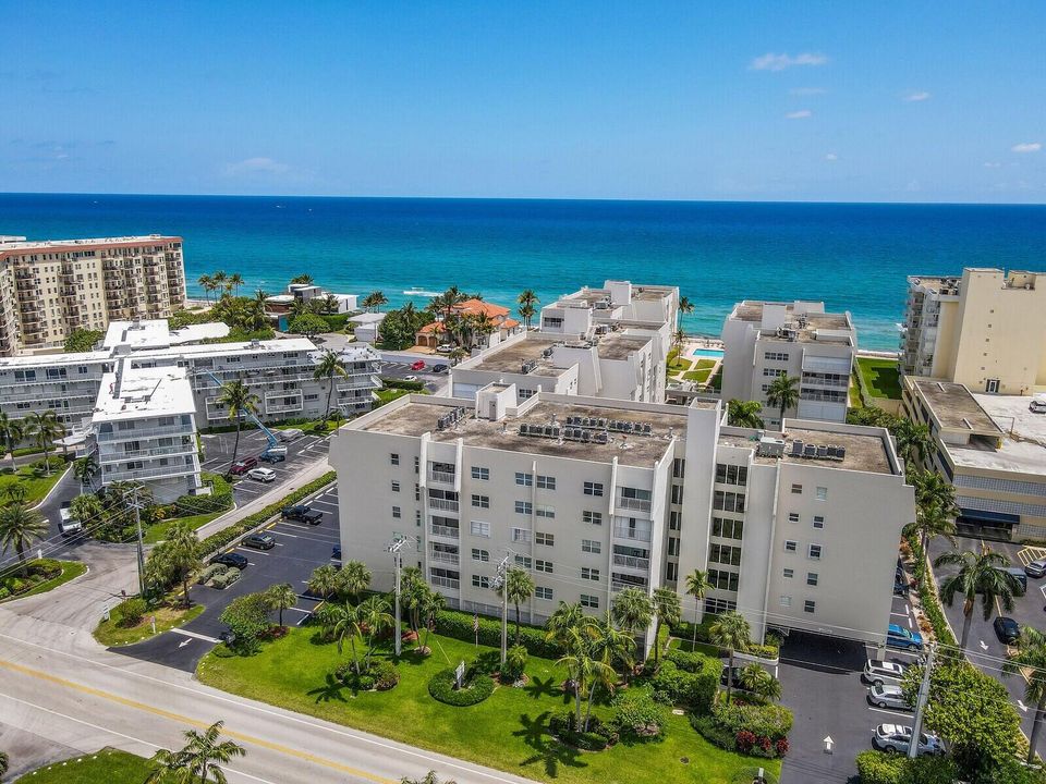 En Venta: $599,000 (2 camas, 2 baños, 1176 Pies cuadrados)