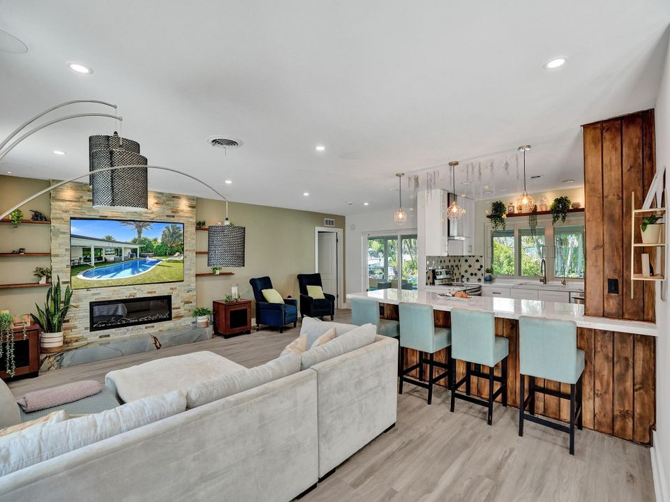 На продажу: $2,160,000 (5 спален, 2 ванн, 2482 Квадратных фут)