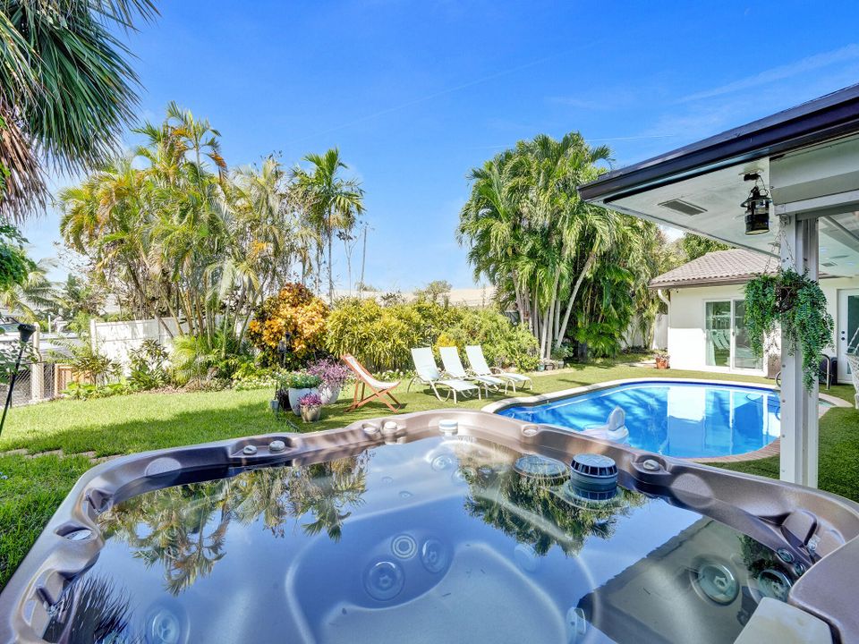 На продажу: $2,160,000 (5 спален, 2 ванн, 2482 Квадратных фут)