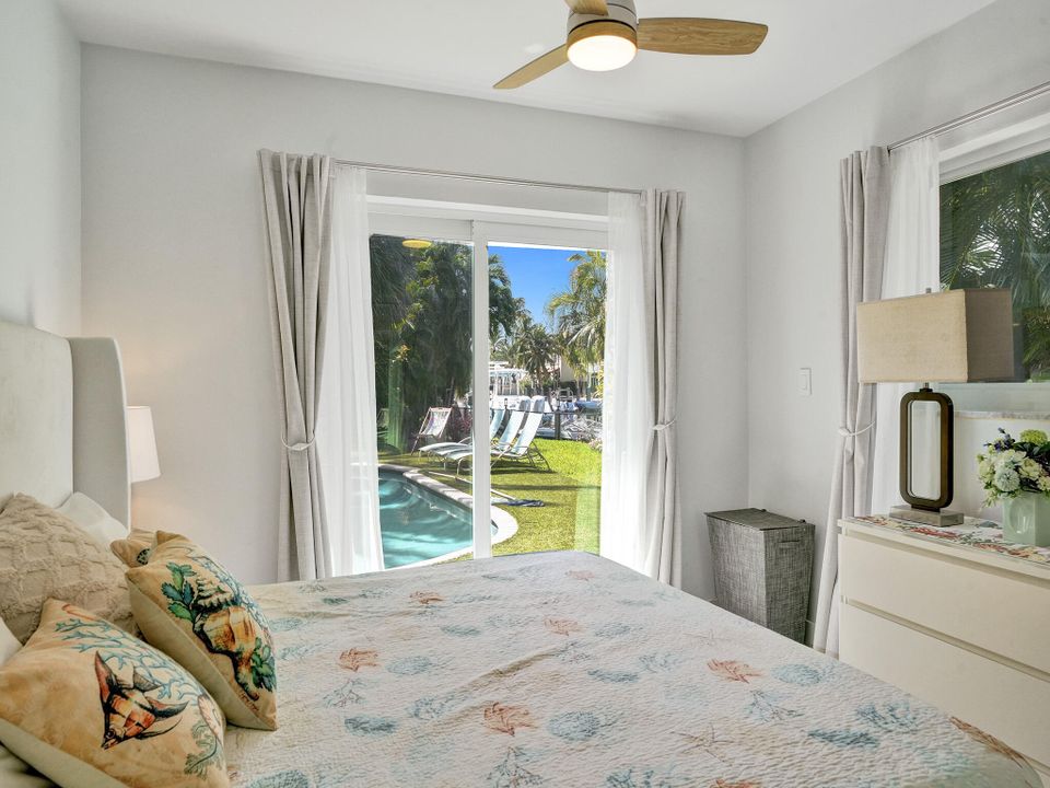 На продажу: $2,160,000 (5 спален, 2 ванн, 2482 Квадратных фут)