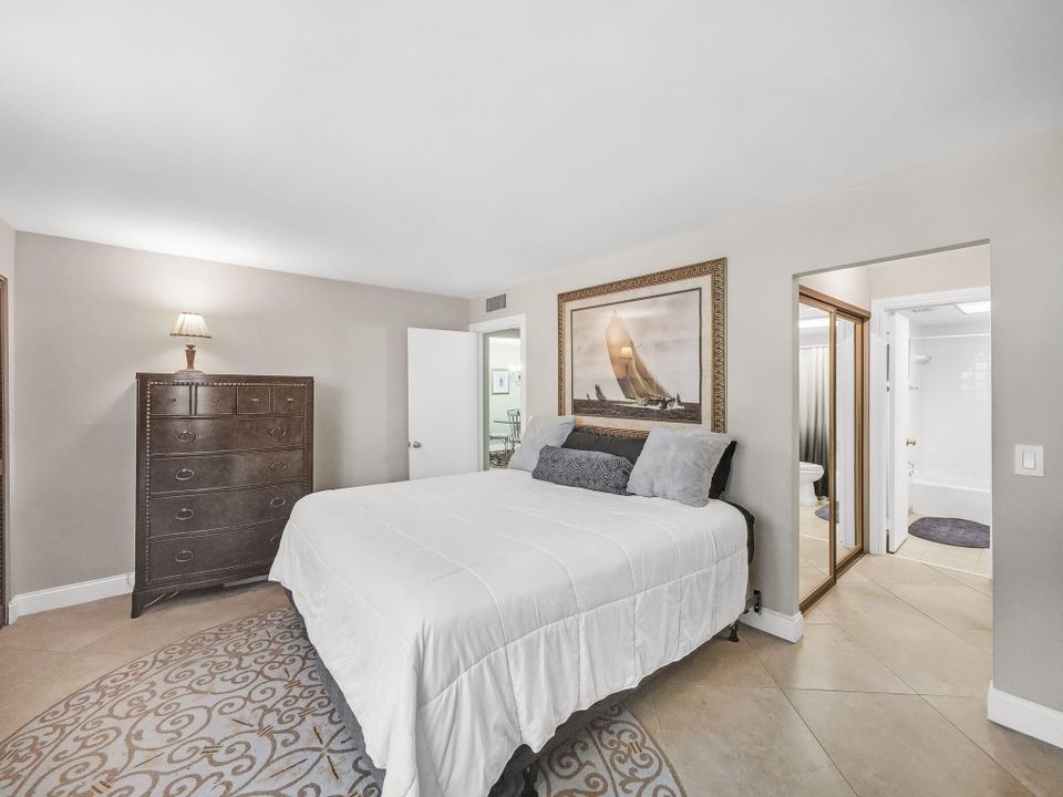 合同活跃: $2,350 (1 贝兹, 1 浴室, 840 平方英尺)