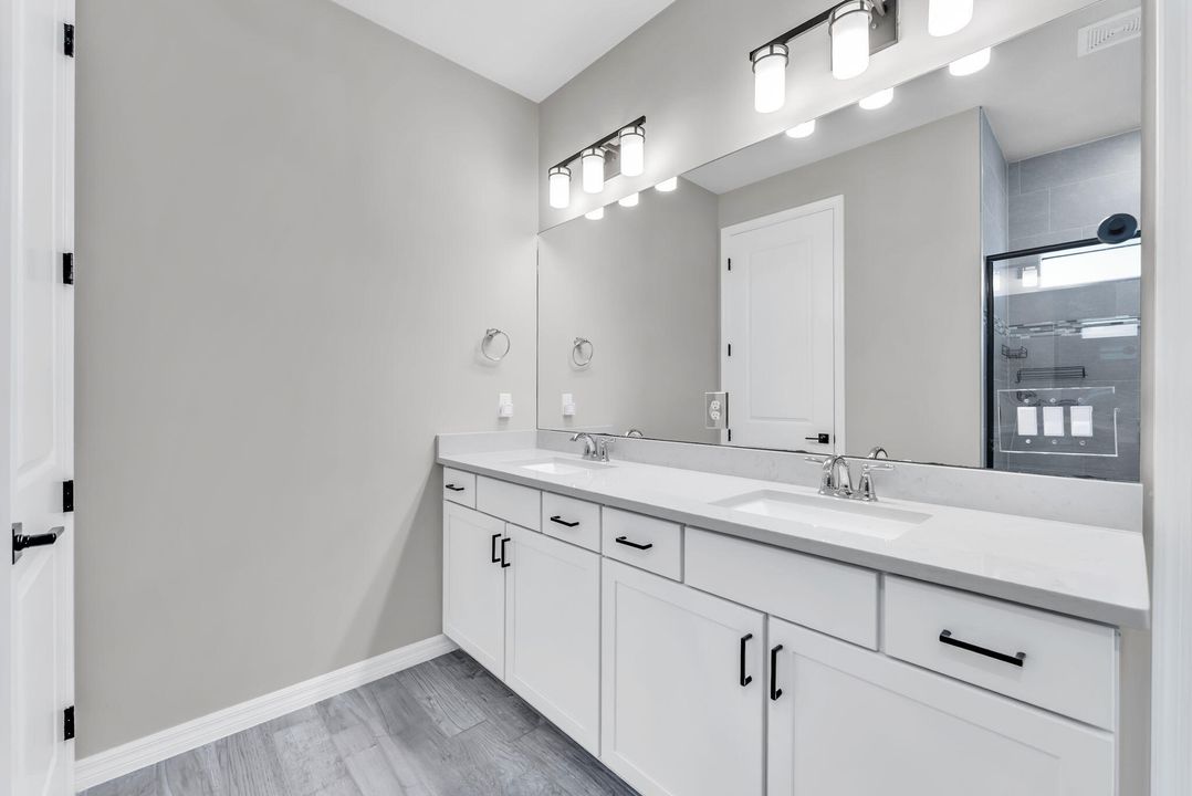 Active With Contract: $659,000 (3 beds, 2 baths, 1774 Square Feet)