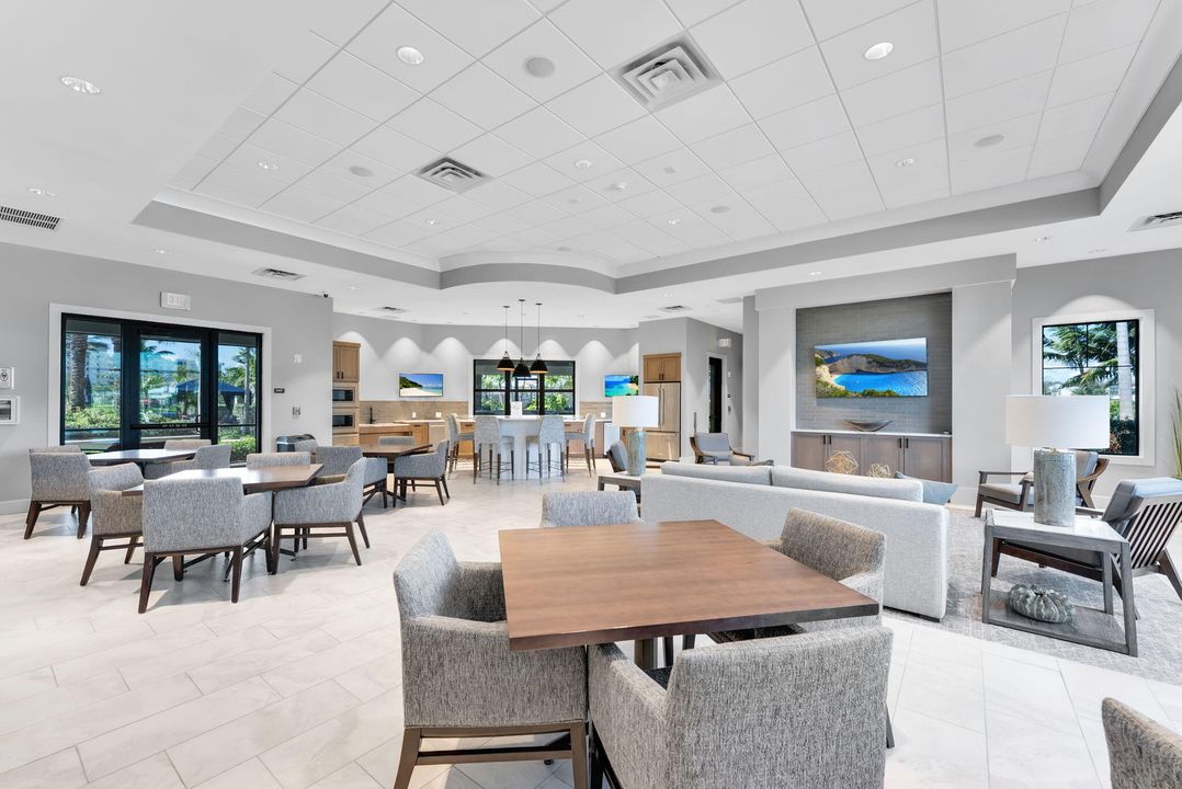 Active With Contract: $659,000 (3 beds, 2 baths, 1774 Square Feet)