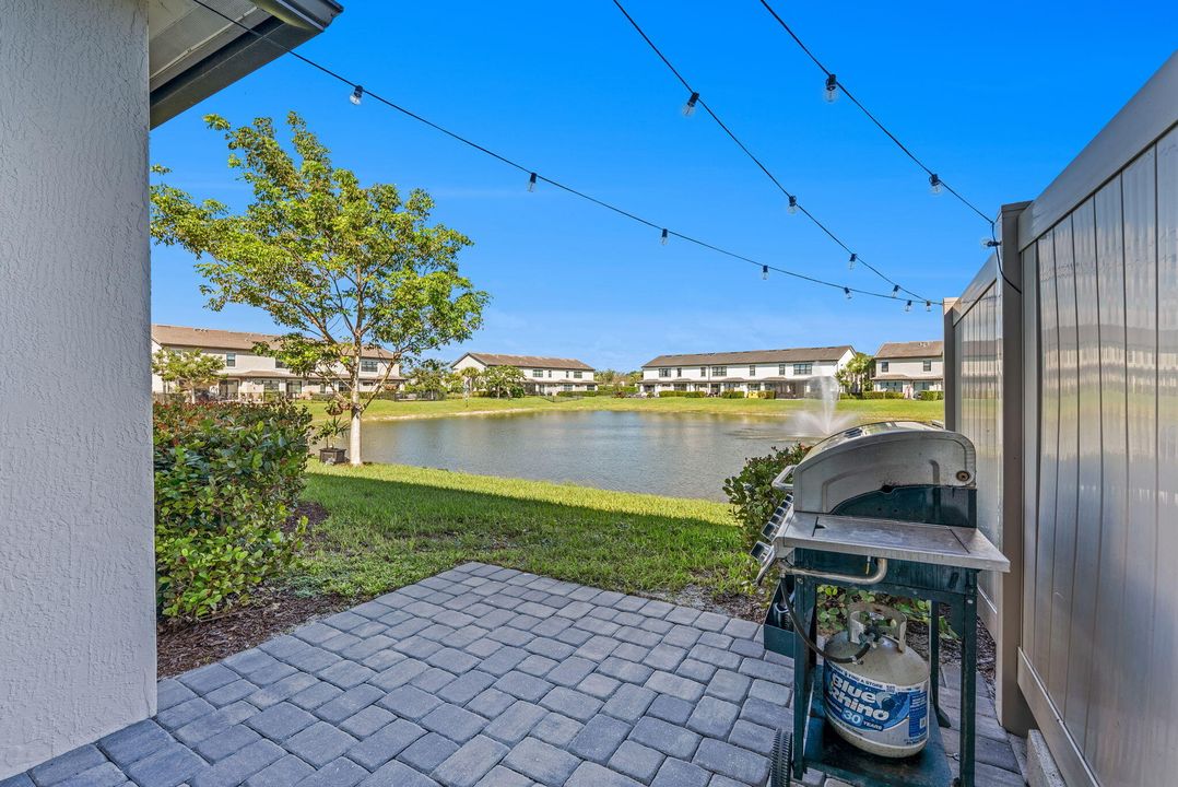 Active With Contract: $659,000 (3 beds, 2 baths, 1774 Square Feet)