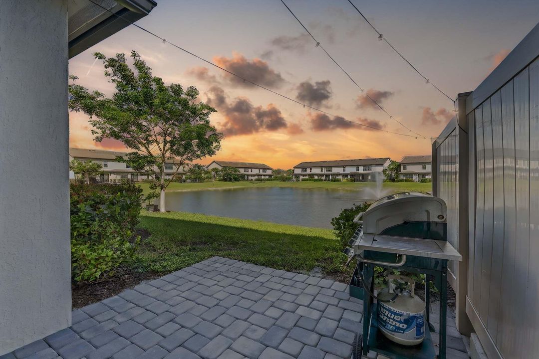 Active With Contract: $659,000 (3 beds, 2 baths, 1774 Square Feet)