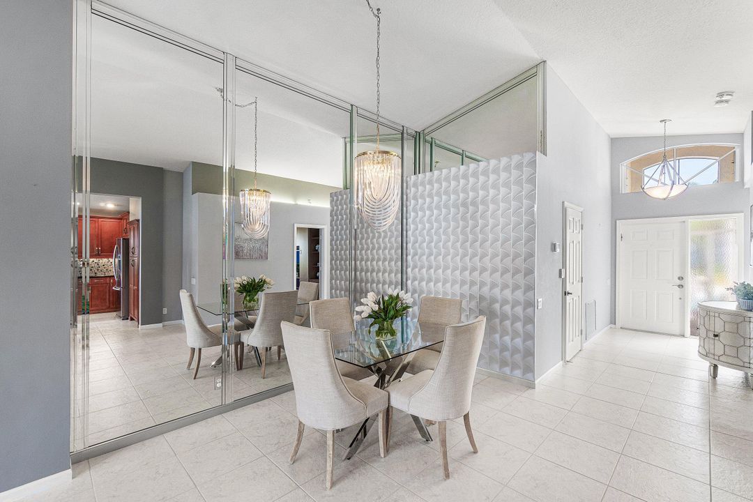 Active With Contract: $534,900 (3 beds, 2 baths, 1824 Square Feet)