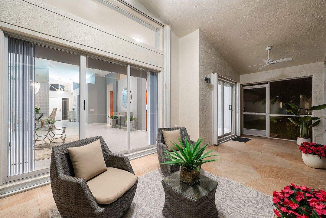 Active With Contract: $534,900 (3 beds, 2 baths, 1824 Square Feet)