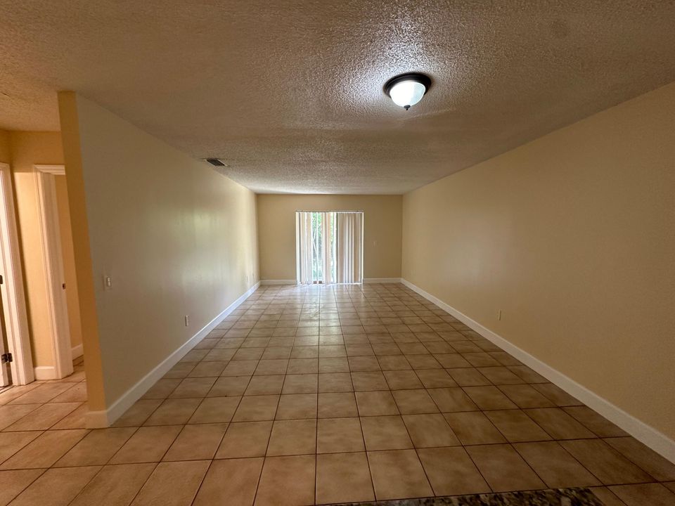 待售: $499,000 (0 贝兹, 0 浴室, 1872 平方英尺)