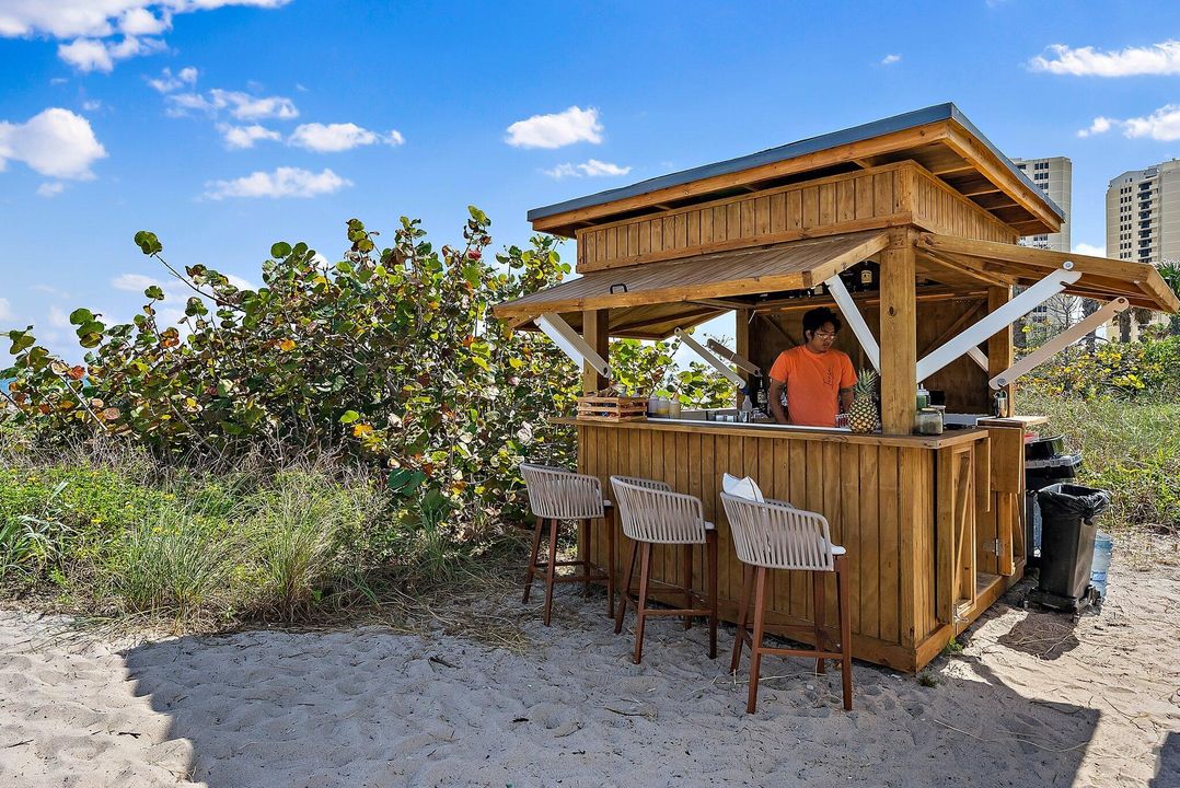 For Rent: $15,000 (2 beds, 2 baths, 1755 Square Feet)