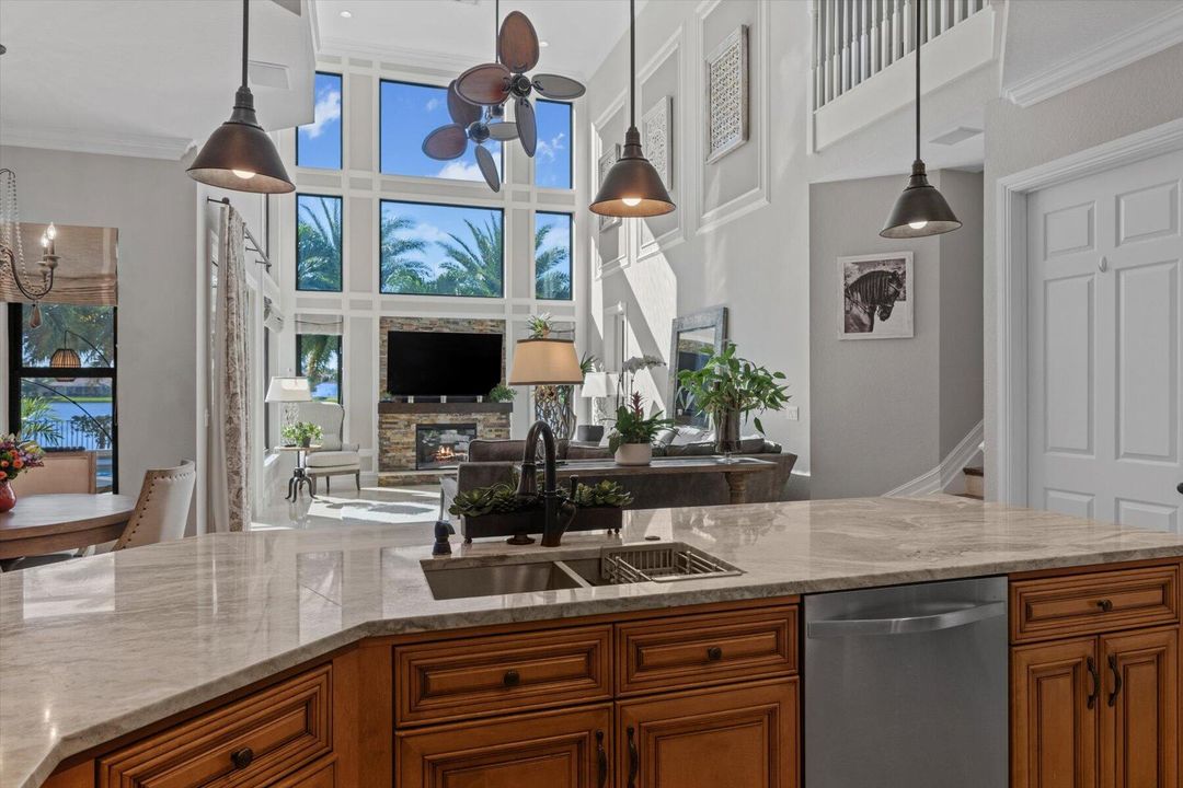 На продажу: $1,469,000 (5 спален, 4 ванн, 3668 Квадратных фут)