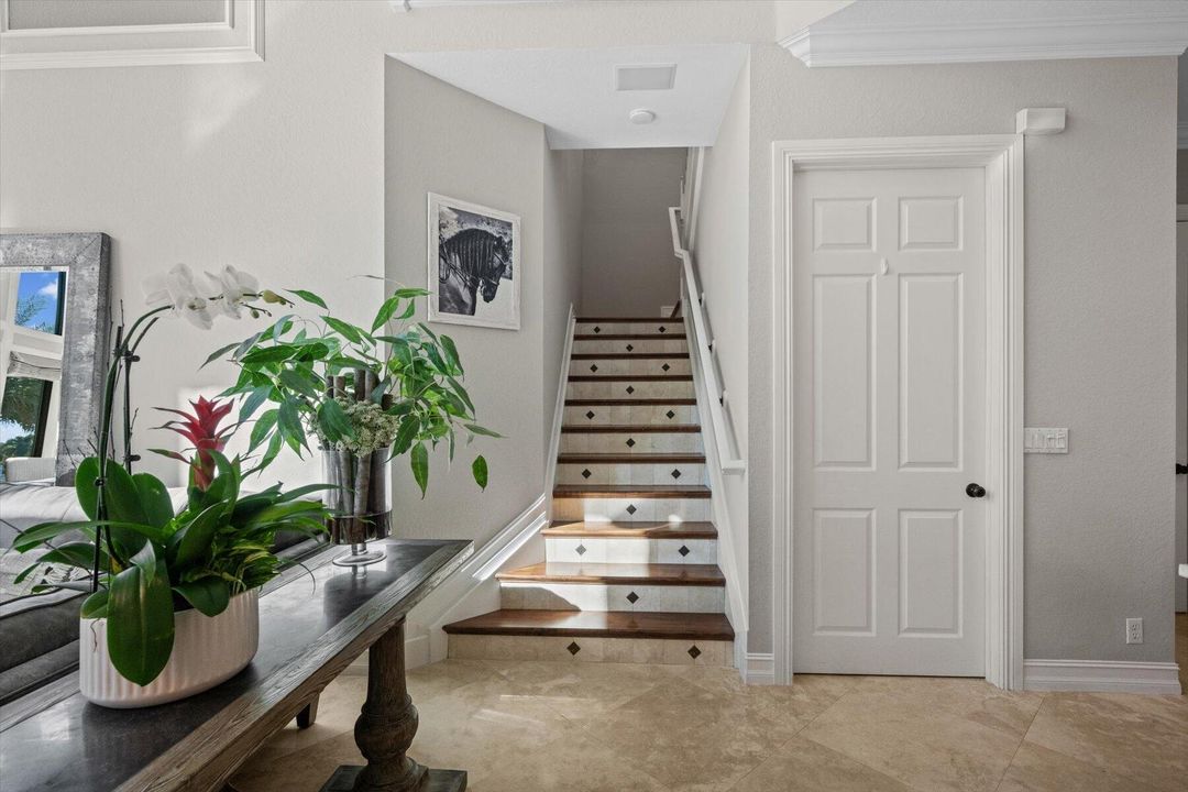 На продажу: $1,469,000 (5 спален, 4 ванн, 3668 Квадратных фут)