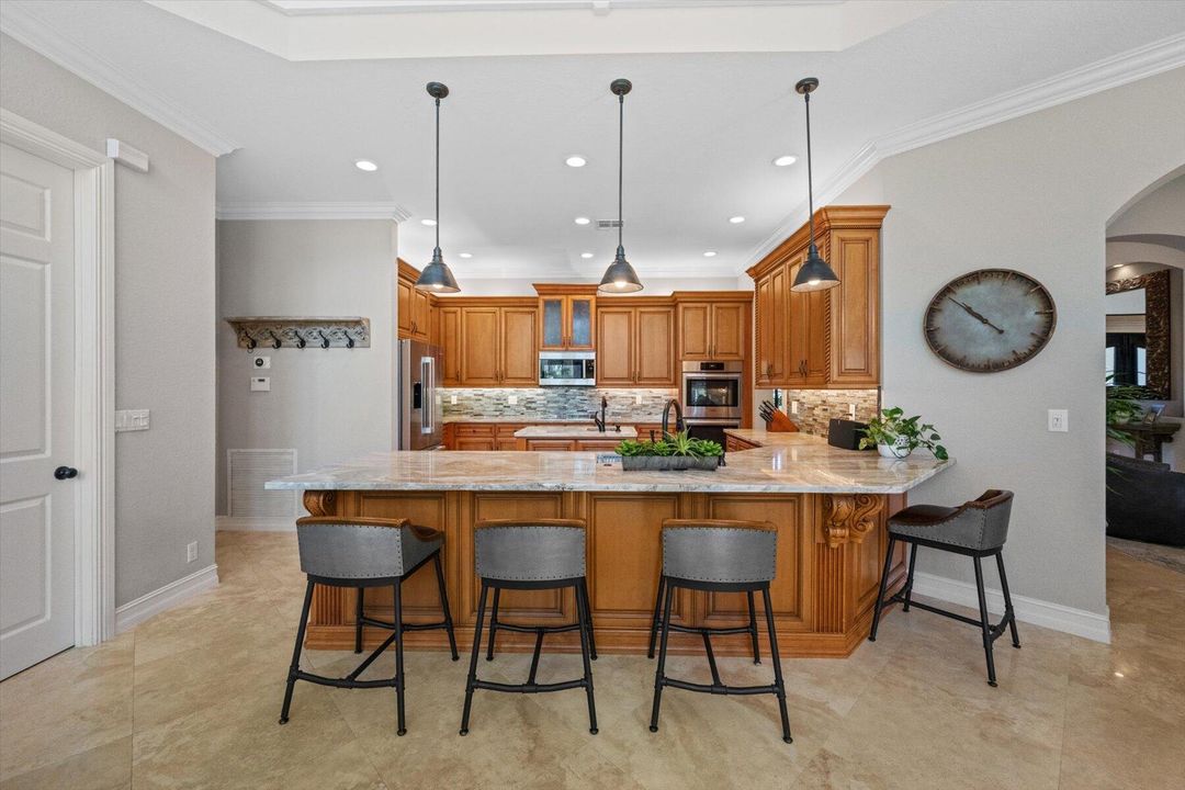 На продажу: $1,469,000 (5 спален, 4 ванн, 3668 Квадратных фут)