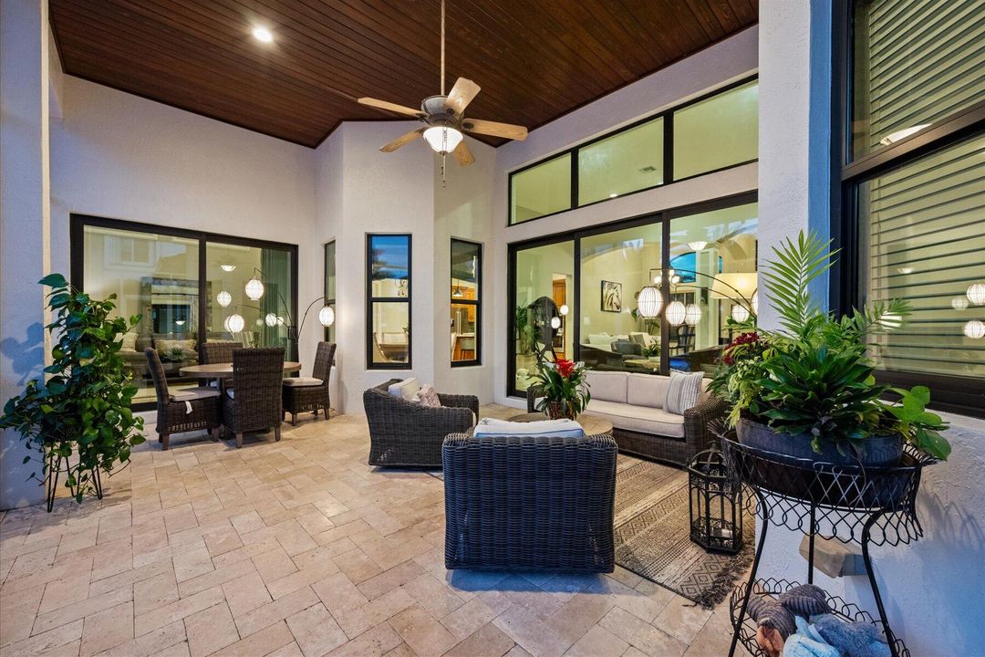 На продажу: $1,469,000 (5 спален, 4 ванн, 3668 Квадратных фут)