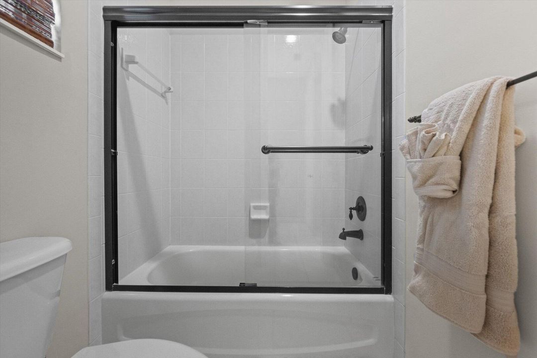 На продажу: $1,469,000 (5 спален, 4 ванн, 3668 Квадратных фут)