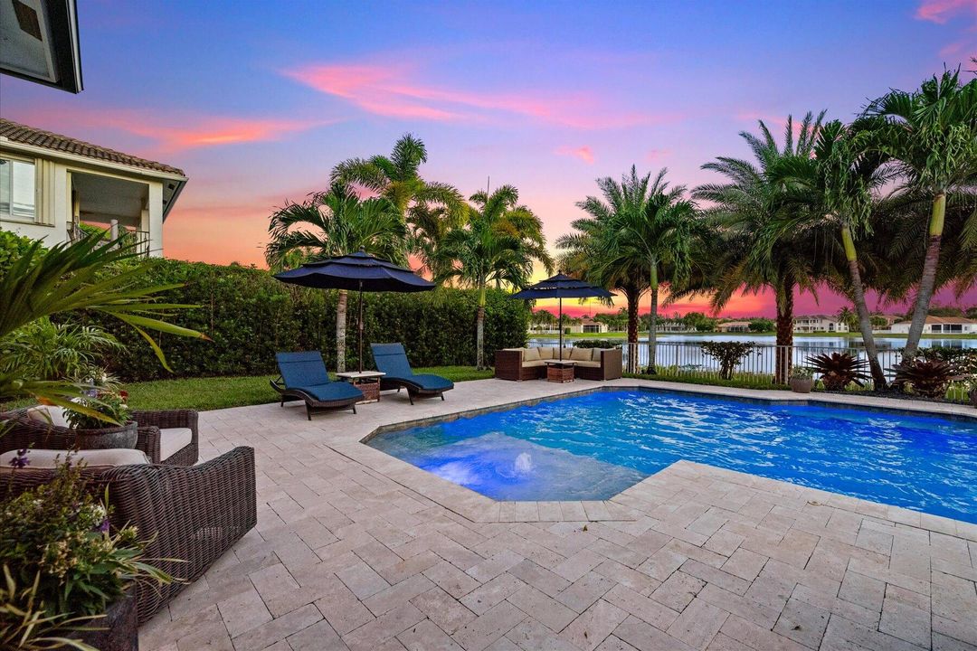 На продажу: $1,469,000 (5 спален, 4 ванн, 3668 Квадратных фут)