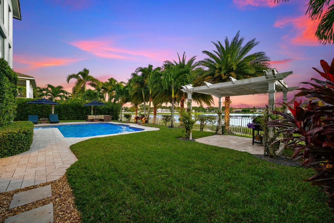 На продажу: $1,469,000 (5 спален, 4 ванн, 3668 Квадратных фут)