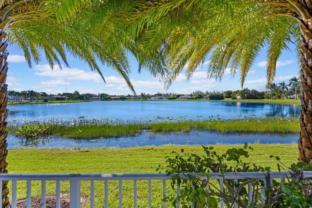 На продажу: $1,469,000 (5 спален, 4 ванн, 3668 Квадратных фут)