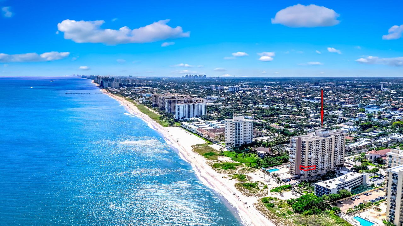 For Sale: $699,000 (2 beds, 2 baths, 1270 Square Feet)